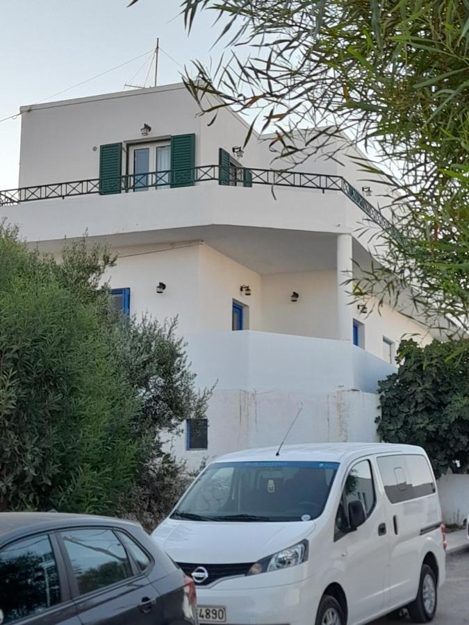 Traditional Full Equipment House Apartment Adamantas  Exterior photo